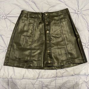 Black mini faux leather skirt